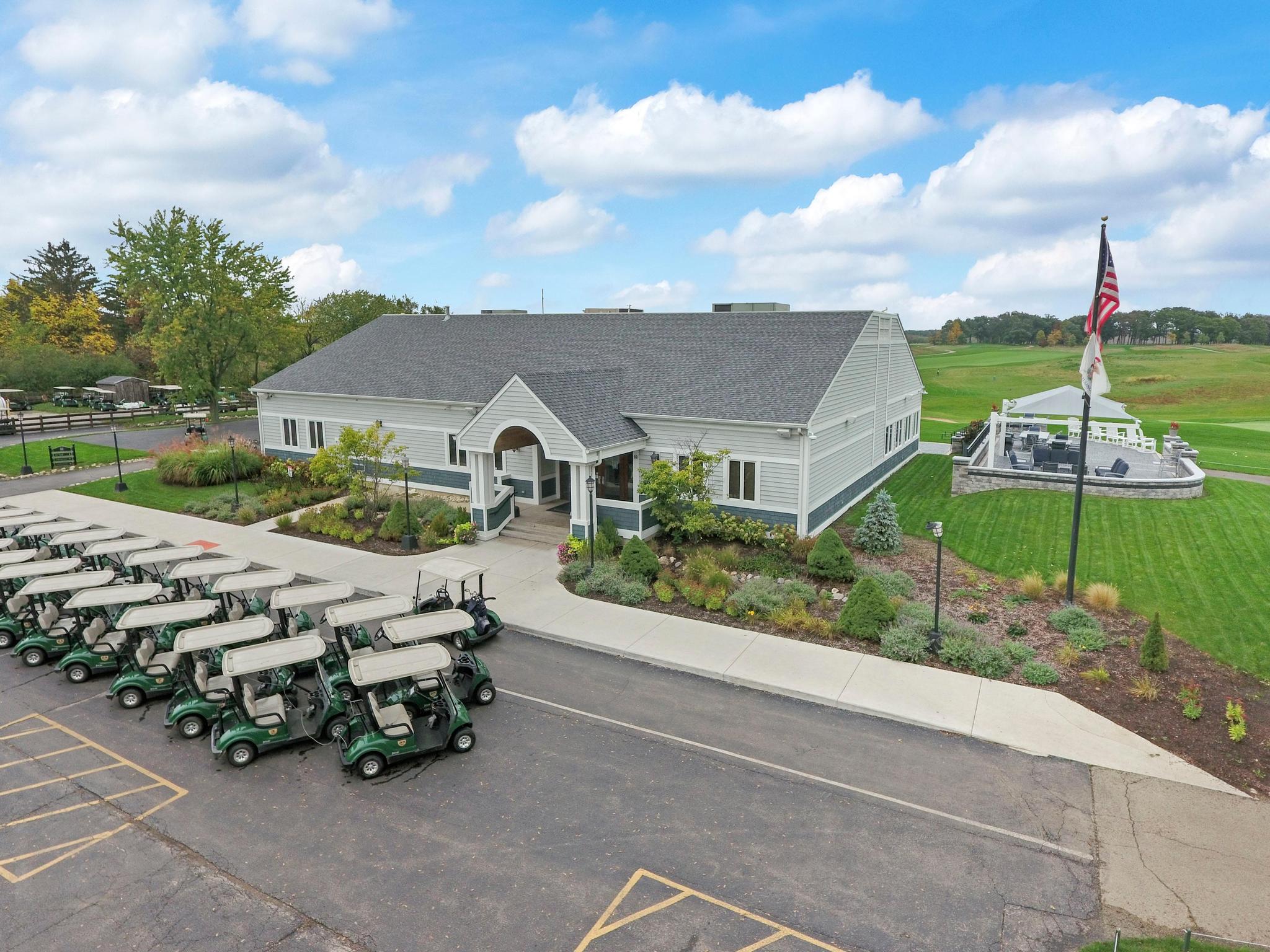 birds eye view of clubhouse